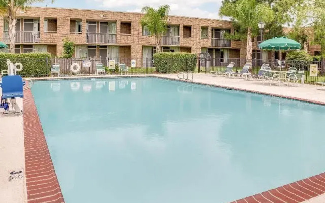Quality Inn LaPlace