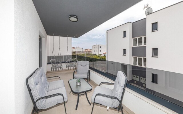 Beautiful Apartment in Trogir With Wifi and 2 Bedrooms
