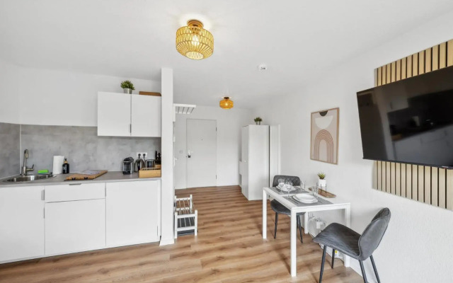 ✪ Study & Work Apartment - Andriss Apartments ✪