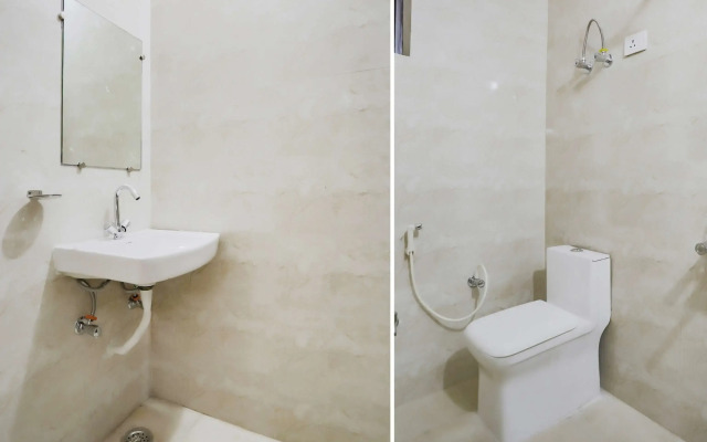 R P Residency by OYO Rooms