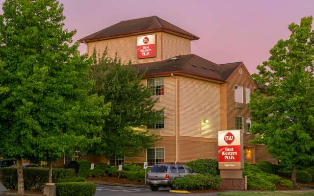 Best Western Plus Park Place Inn & Suites