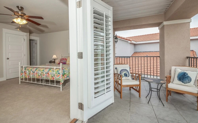 Footprints in the Sand at Arborgate