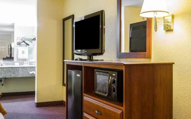 Quality Inn Fort Campbell