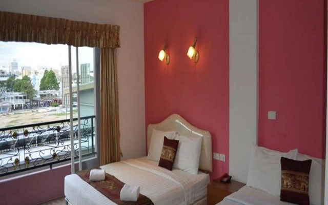 Arya Inn Pattaya Beach Hotel