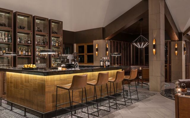 Crimson Resort and Spa Mactan