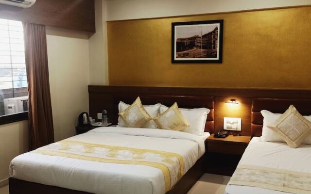 Deluxe Inn