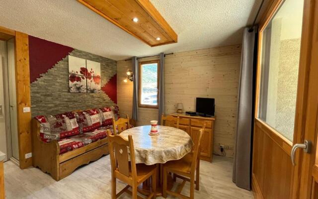 Appartement Lanslevillard, 2 pièces, 4 personnes - FR-1-508-178