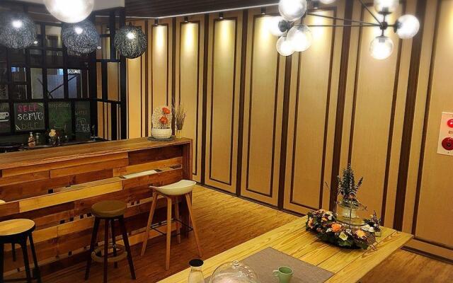 Chitow Hostel