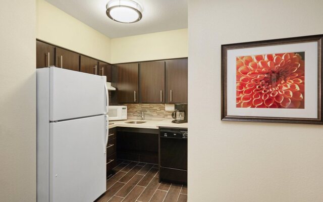 Staybridge Suites Chicago - Glenview by IHG
