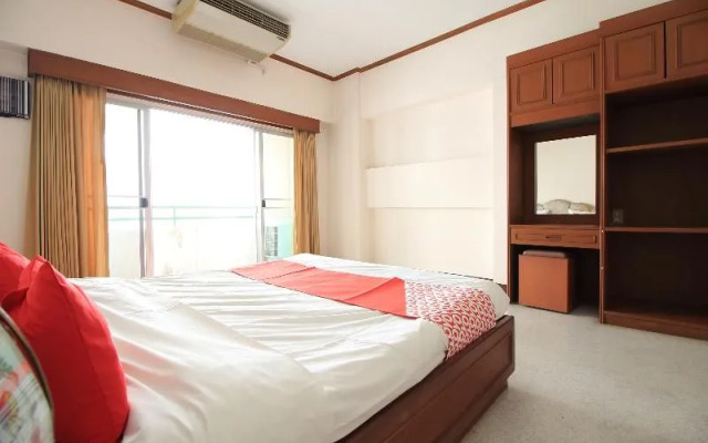 Oyo 247 Diamond Place