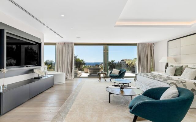 All About Villa Serenity
