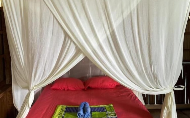 Gibran Dive Guest House
