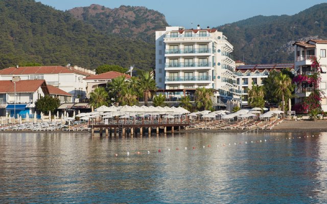 Emre Beach & Emre Hotel