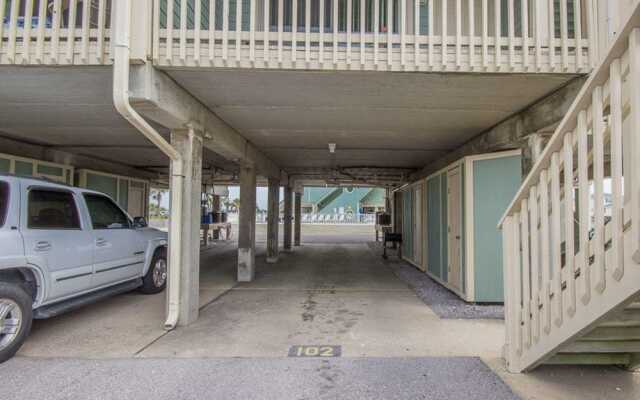 Summerhouse West by Youngs Suncoast