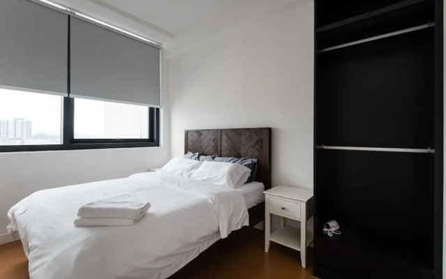 The Hub Service Apartment