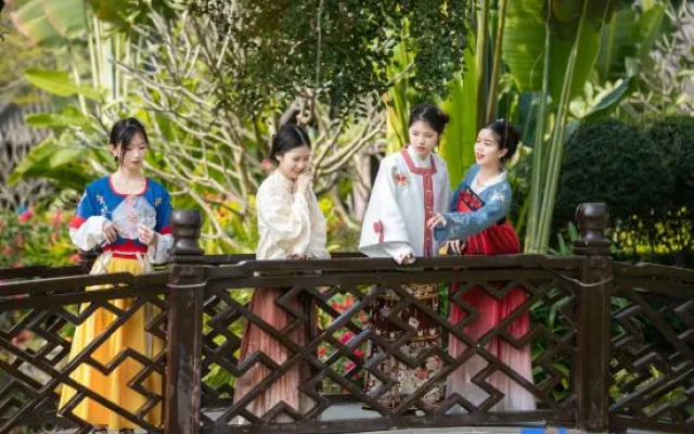 Yushuigu Hot Spring Hotel