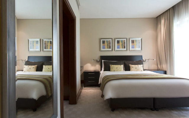 Shangri-La Hotel Apartments Qaryat Al Beri