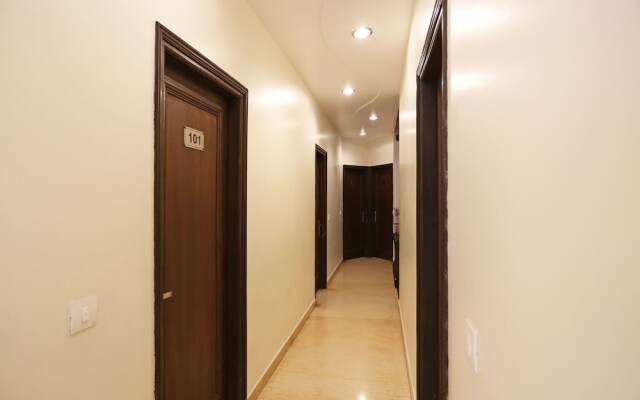 OYO 1245 Hotel Amby Inn