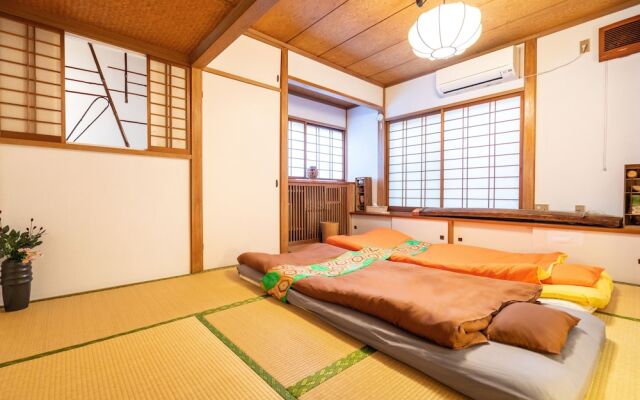 Villa Traditional Designer House Oyama