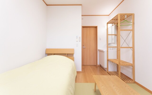 Hirononomori Maehama Bekkan - Male only