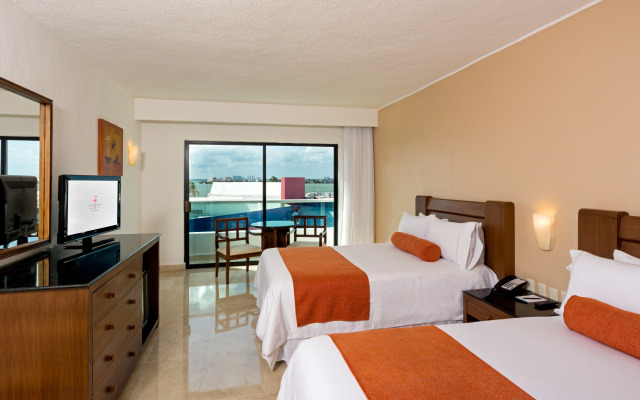 Flamingo Cancun - All Inclusive