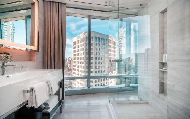 Paradox Vancouver