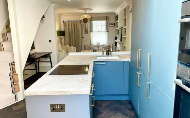 The Emerald - Central Henley 2 Bedroom House