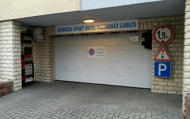 Pedestrian Street Apartment