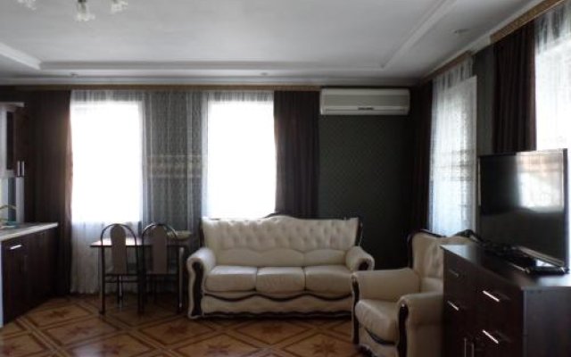 Apartment Tamaeva 43