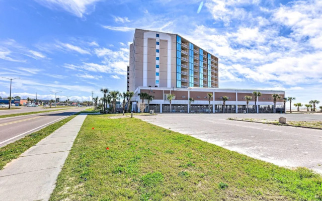 Spacious Biloxi Getaway w/ Pools & Beach Access!