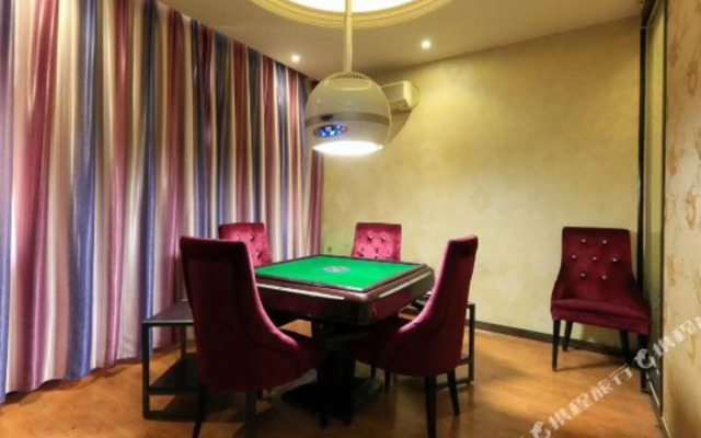 Homeinn Ripple Yun Hotel (Dongyang Renmin Road Light Rail Station)