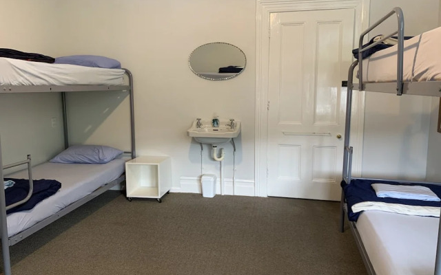 The Villa - Hostel