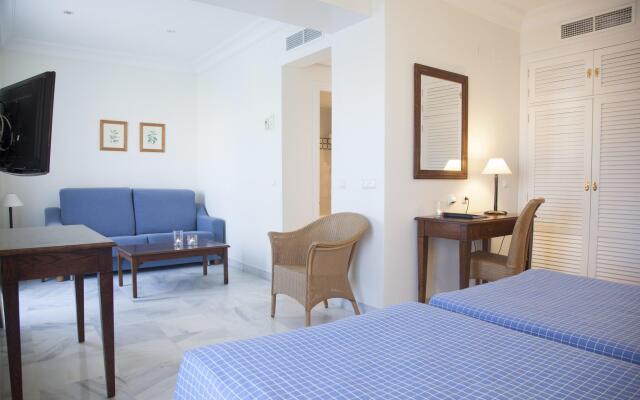 Playa De La Luz Hotel