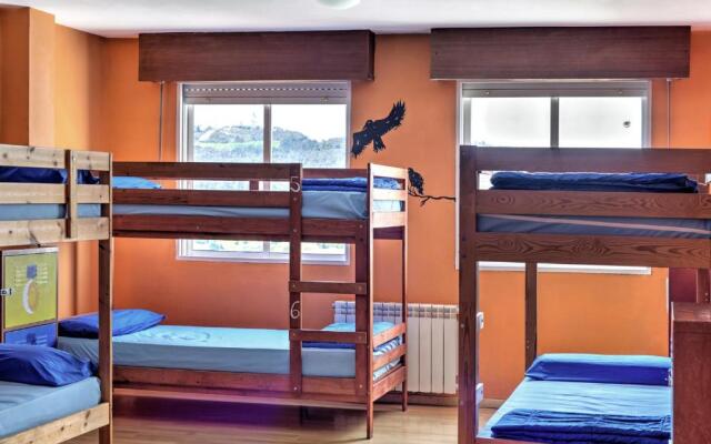 Meiga Backpackers