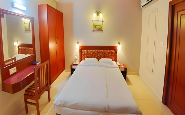Hotel Gnanam