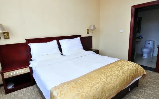 Luo Ping'an Xinju Express Hotel