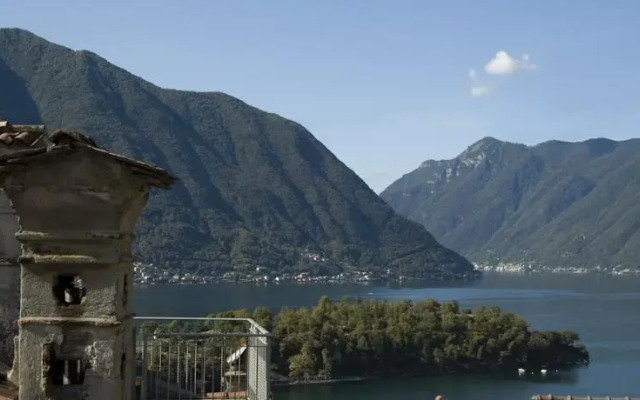 Ossuccio Home