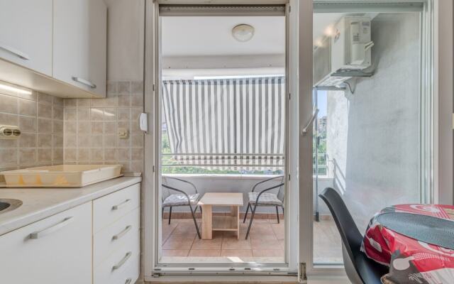 Charming Apartment With Balcony With the sea View
