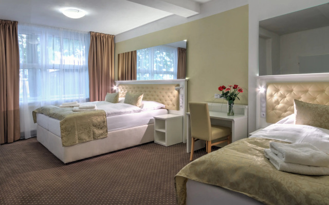 Hotel Taurus