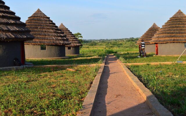 Grassroots Cottages & Tours