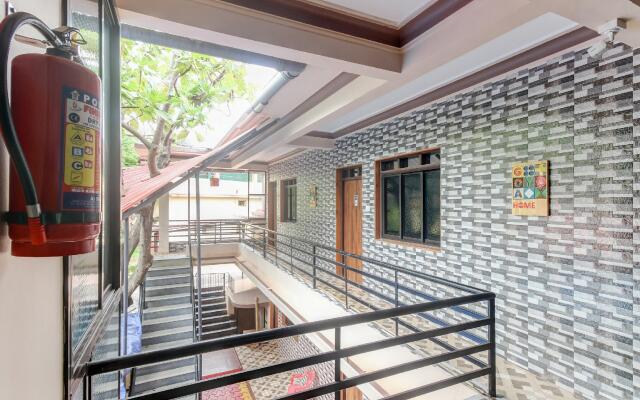 OYO 43452 Radiant Studio Anjuna Beach