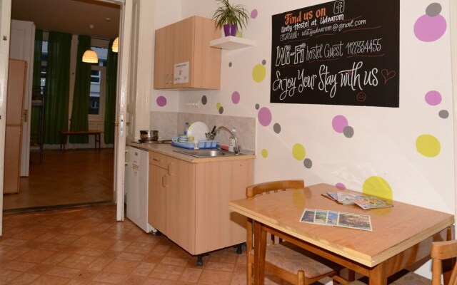 Unity Hostel at Udvarom