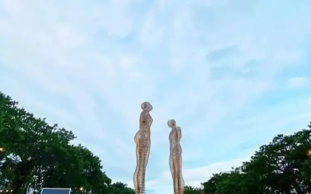 The Sea View Cam Ranh