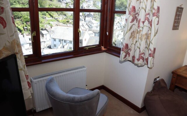Beautiful 4-bed House, Polperro With Harbour Views
