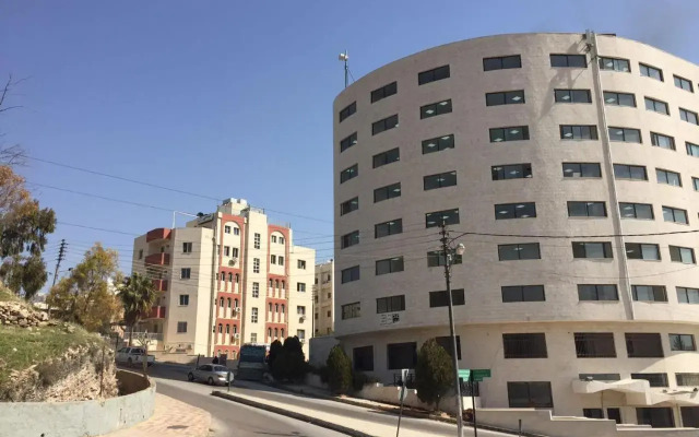 Sami Apartments