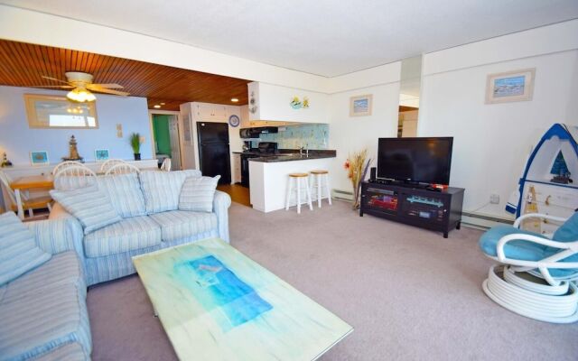 Beachmark 3F - 1 Bedroom Condo by RedAwning