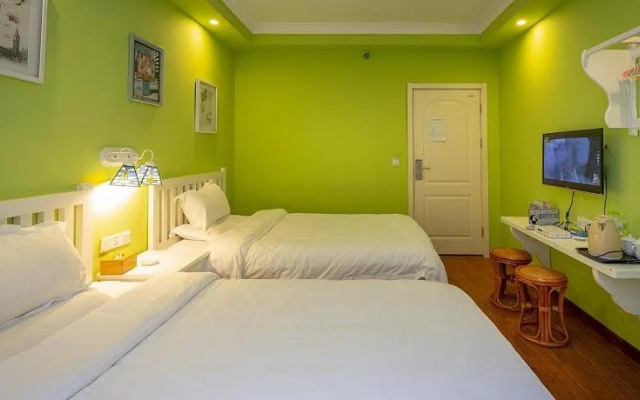 Yangshuo Hillside Garden Hotel