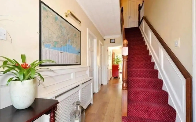 Lynfield Guest House