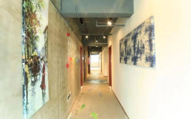Yiyue Qiushe Hotel