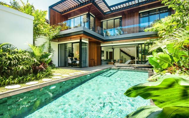 Elegant 5BR Villa Beach at 200m Canggu